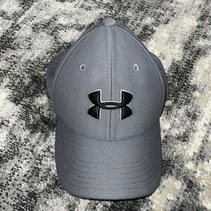 Youth XS/SM Gray Under Armour Hat